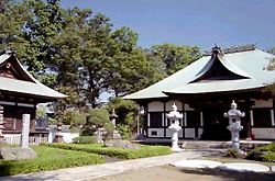 妙福寺本堂と祖師堂