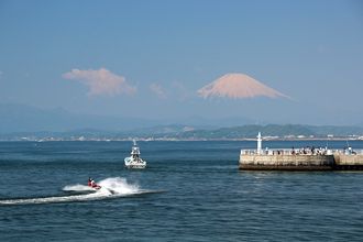 江の島／弁天橋から見る富士